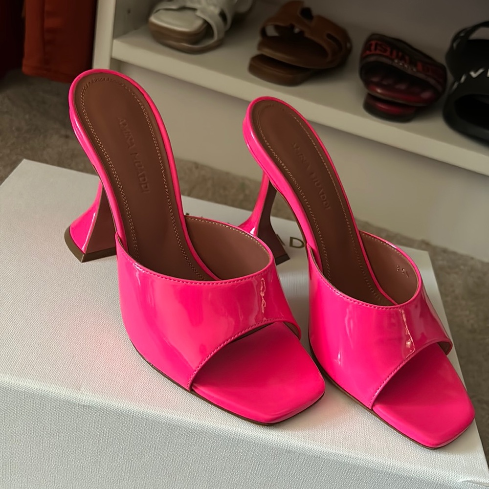 Amina Muaddi Lupita Slipper Size 35.5